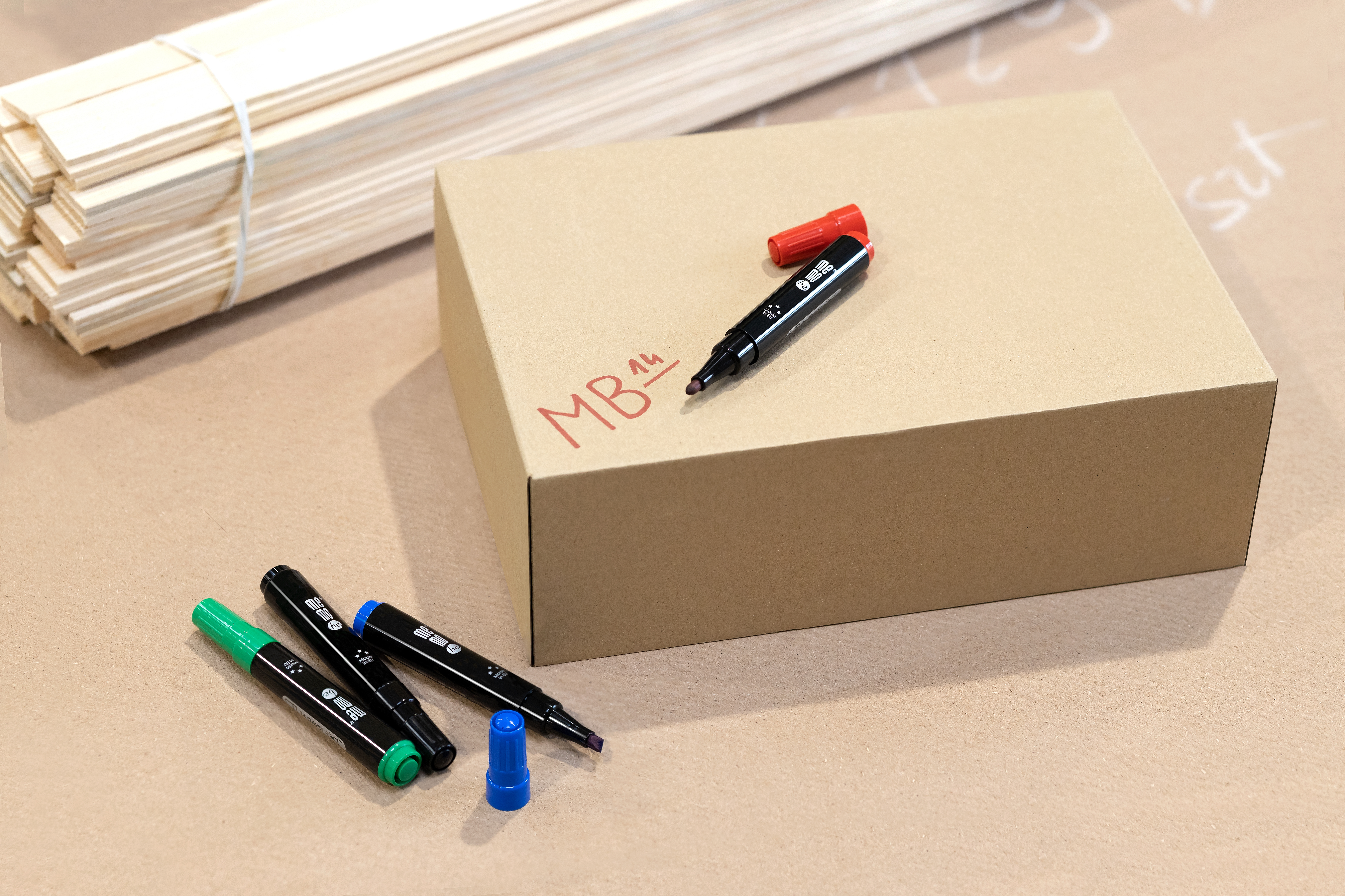 Marker permanentny m201 Memobe końcówka ścięta 1-4 mm zielony | biuroweokazje.pl | Zamów teraz!